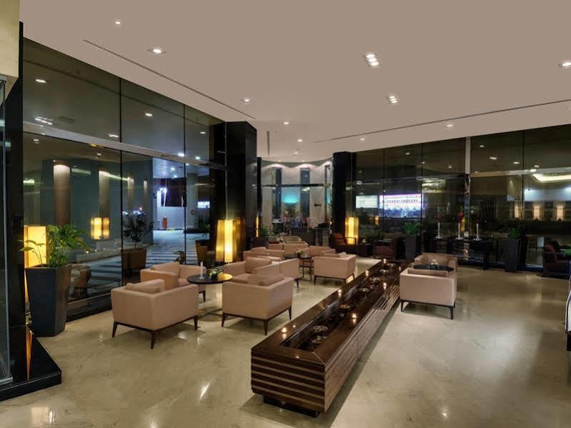 דובאי Lotus Grand Hotel Apartments מראה חיצוני תמונה